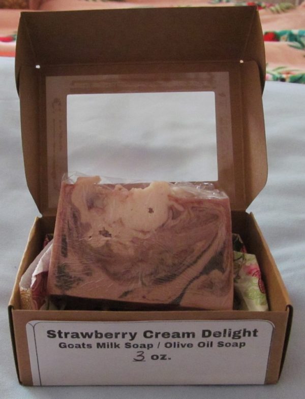 Soap - Strawberry Cream Delight - Bar