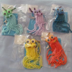 Alien Quarter Holder Keychain Various