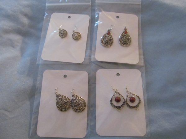 Jewelry - Various Necklaces, Bracelets and Earrings - Image 12